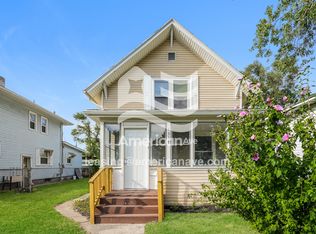 1337 E Calvert St, South Bend, IN 46613