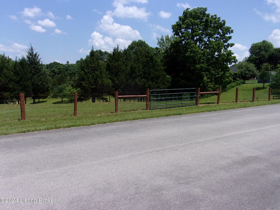 1st image of 1206 Oak Knoll Dr