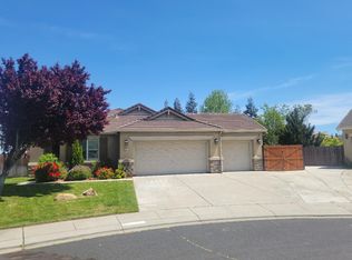 2240 Plumeria Pl, Manteca, CA 95337