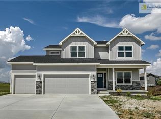 16225 Kill Creek Rd, Gardner, KS 66030