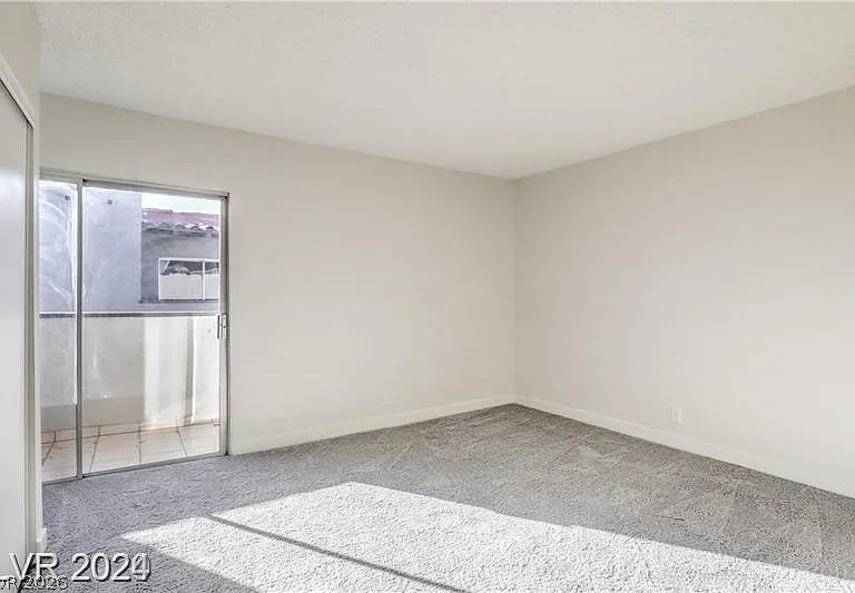 1436 N Jones Blvd — Photo 15