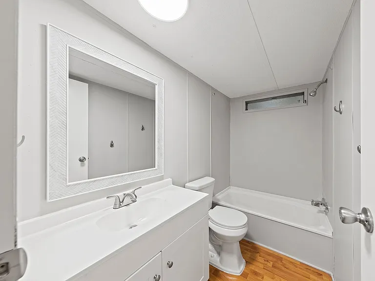 698 Persimmon St — Photo 14