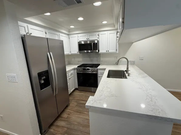 43334 32nd St W Unit 29, Lancaster, CA 93536