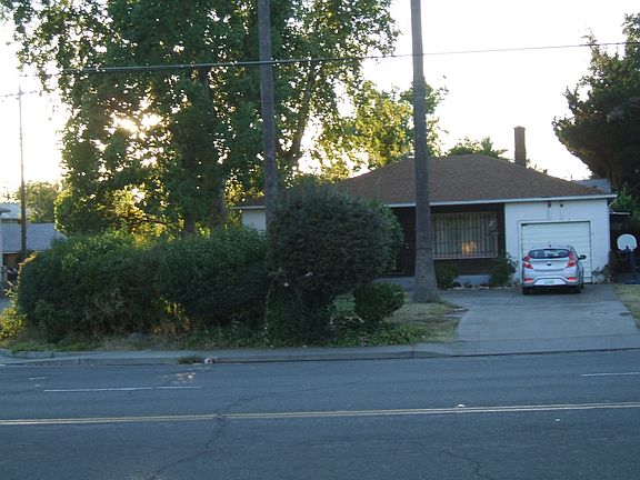 2nd image of 3007 Del Paso Blvd