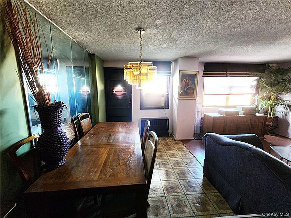 4th image of 1966 Newbold Avenue #1502