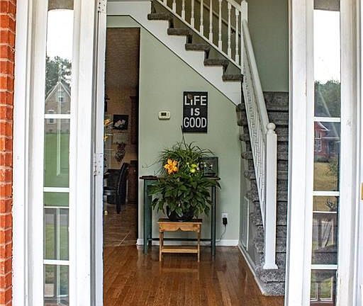4th image of 275 Huiet Dr