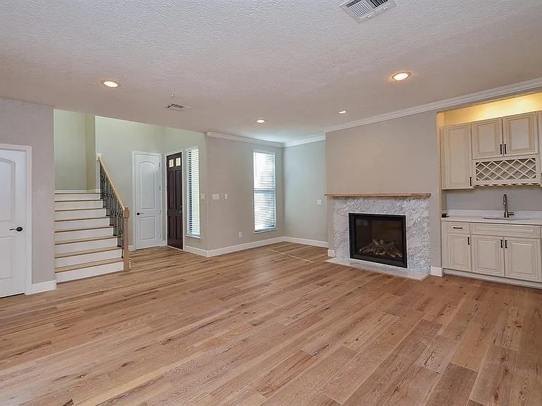 15735 Tanya Cir — Photo 4