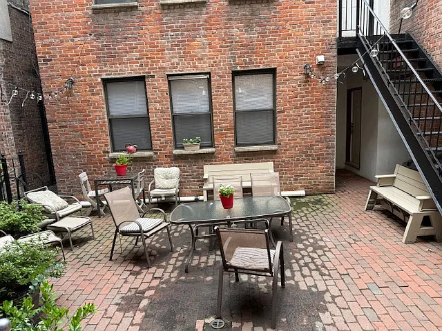 234 Hudson St #2 — Photo 8
