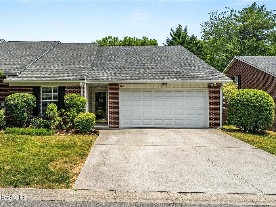 1st image of 422 Brookshire Way