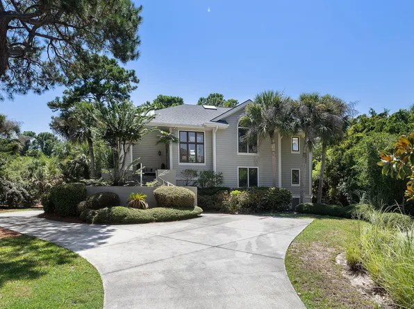 2251 Catesbys Blf, Johns Island, SC 29455