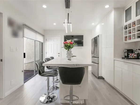 9024 Willis Ave Unit 2, Panorama City, CA 91402