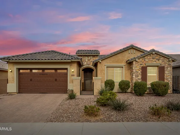 2456 E LINDRICK Drive, Gilbert, AZ 85298