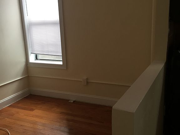 4th image of 401 53rd St #10AB