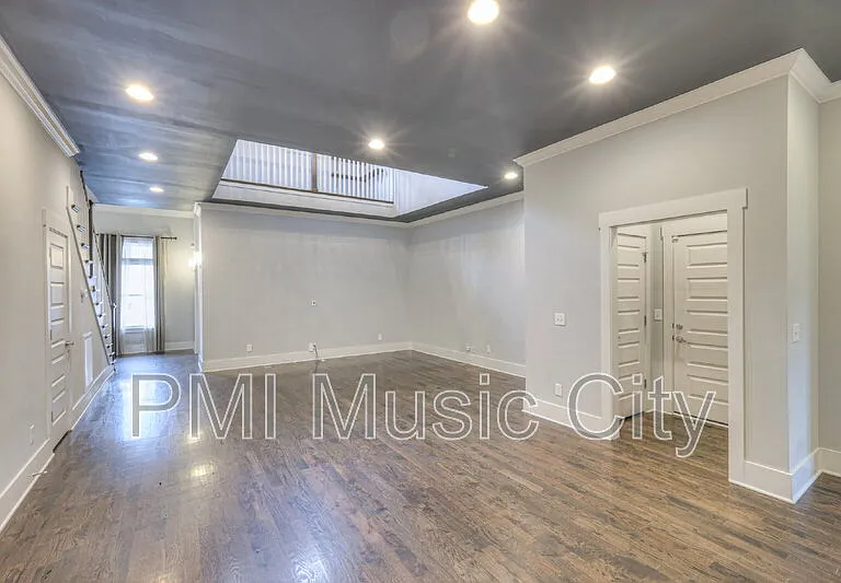 1537B Battlefield Dr — Photo 21