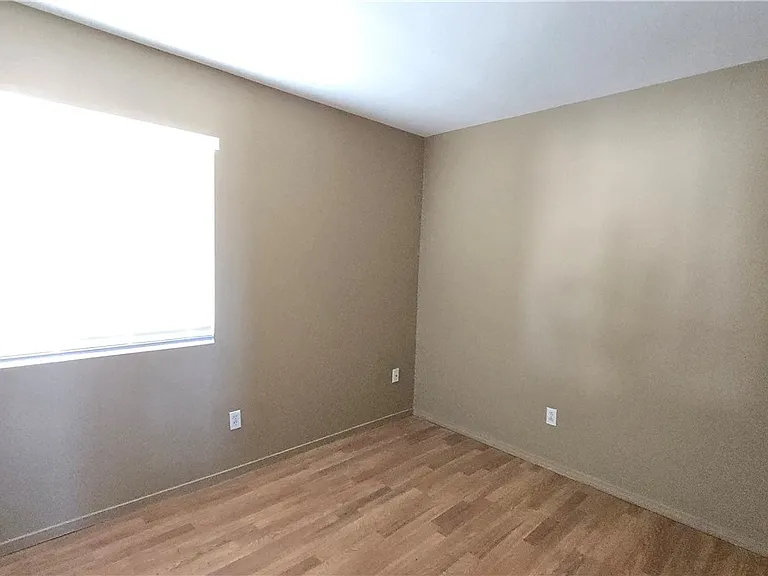 3822 Gulliver St — Photo 23
