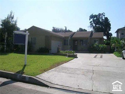 1st image of 15626 Starbuck St