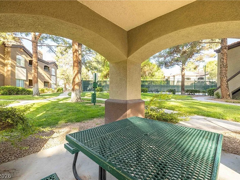9000 Las Vegas Blvd S #2122 — Photo 41