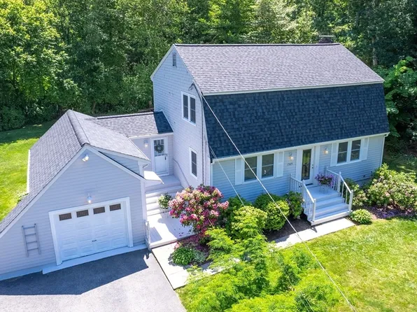 1525 Tremont St, Duxbury, MA 02332