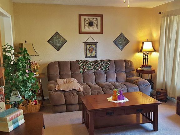 4th image of 937 Red Bud Dr