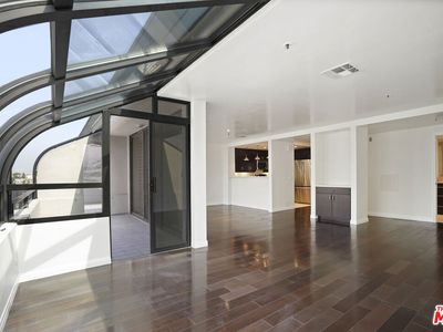 880 W 1st St APT 802, Los Angeles, CA, 90012
