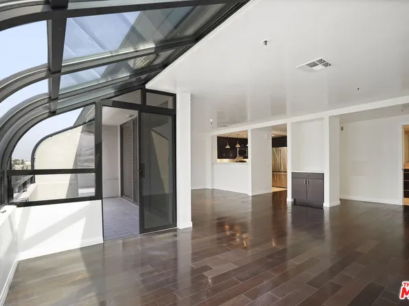 880 W 1st St APT 802, Los Angeles, CA 90012