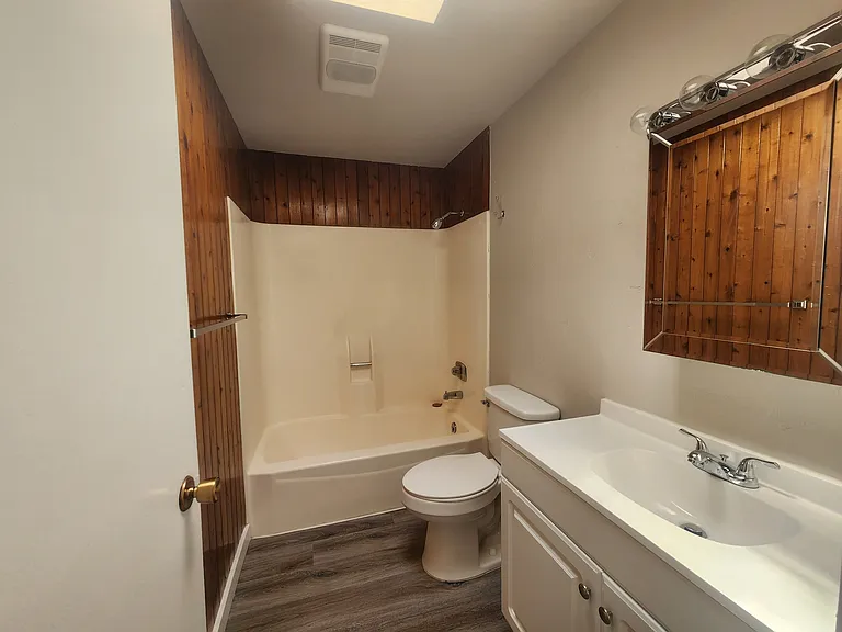 1005 Foys Lake Rd — Photo 12