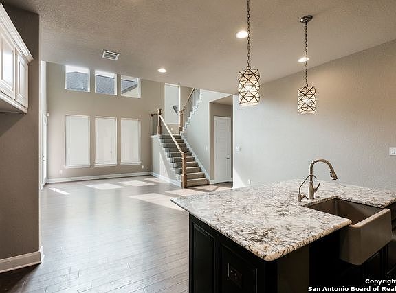 4th image of 11338 Cottage Grv