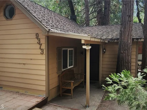 9373 Quercus Ln, Forest Falls, CA 92339