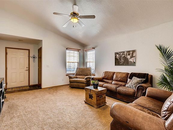2nd image of 1281 Osprey St