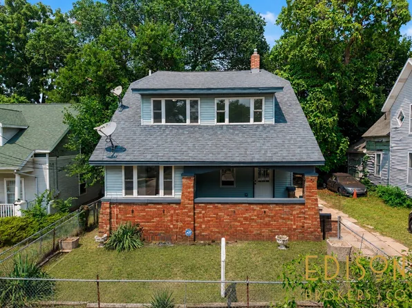 29 Home St SW, Grand Rapids, MI 49507
