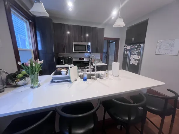 181 M St #1, Boston, MA 02127