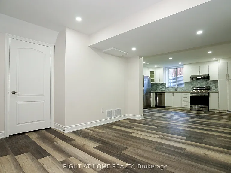 440 Downes Jackson Hts #BASEMENT — Photo 10
