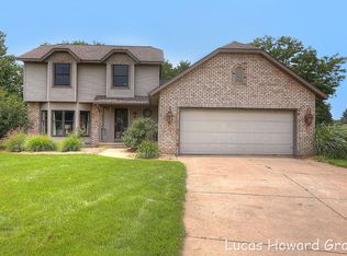 2936 Horseshoe Ct SW, Wyoming, MI 49418