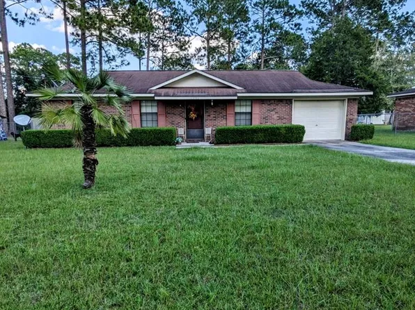 1106 Evergreen Ave, Douglas, GA 31533