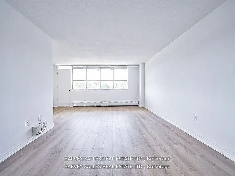 2000 Sheppard Ave W #306 — Photo 9