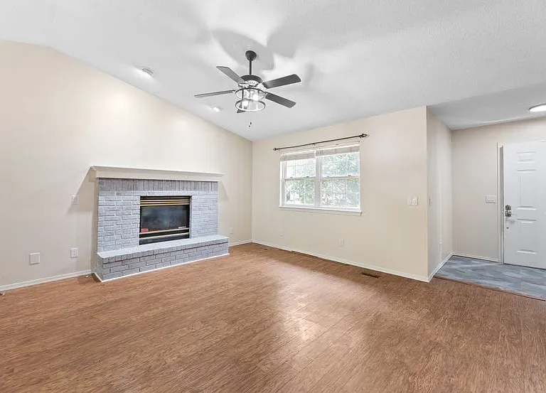 1426 N Rawhide St — Photo 12