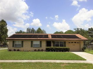 515 Cocoplum Dr, Seffner, FL 33584