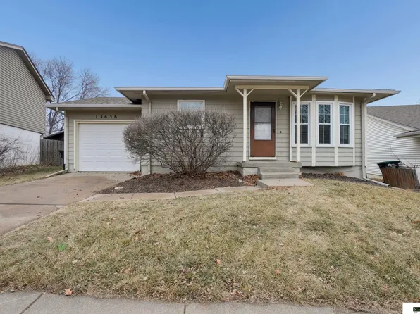 13636 W St, Omaha, NE 68137