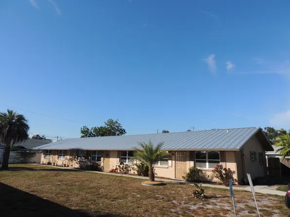 2154 18th Ave SW APT 4, Largo, FL 33774
