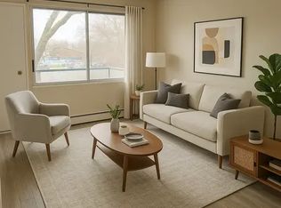 10707 81st Ave NW #301, Edmonton, AB T6E1Y2