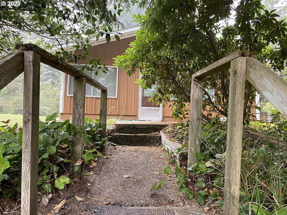 1st image of 2108 203rd Ln