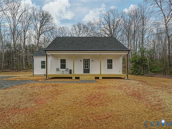 2nd image of 1343 Stokes Station Rd