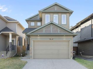 328 E Silverado Plains Cir SW, Calgary, AB T2X 0R7
