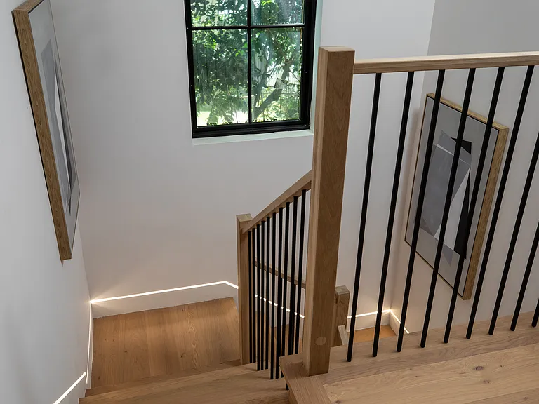 813 Bay Rd — Photo 16