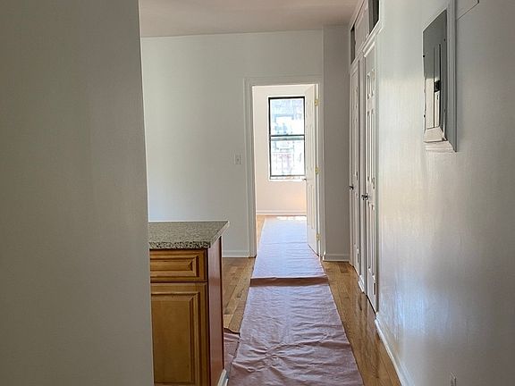 4th image of 19 E 109th St #51