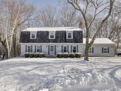 2747 Donegal Rd, Racine, WI, 53405