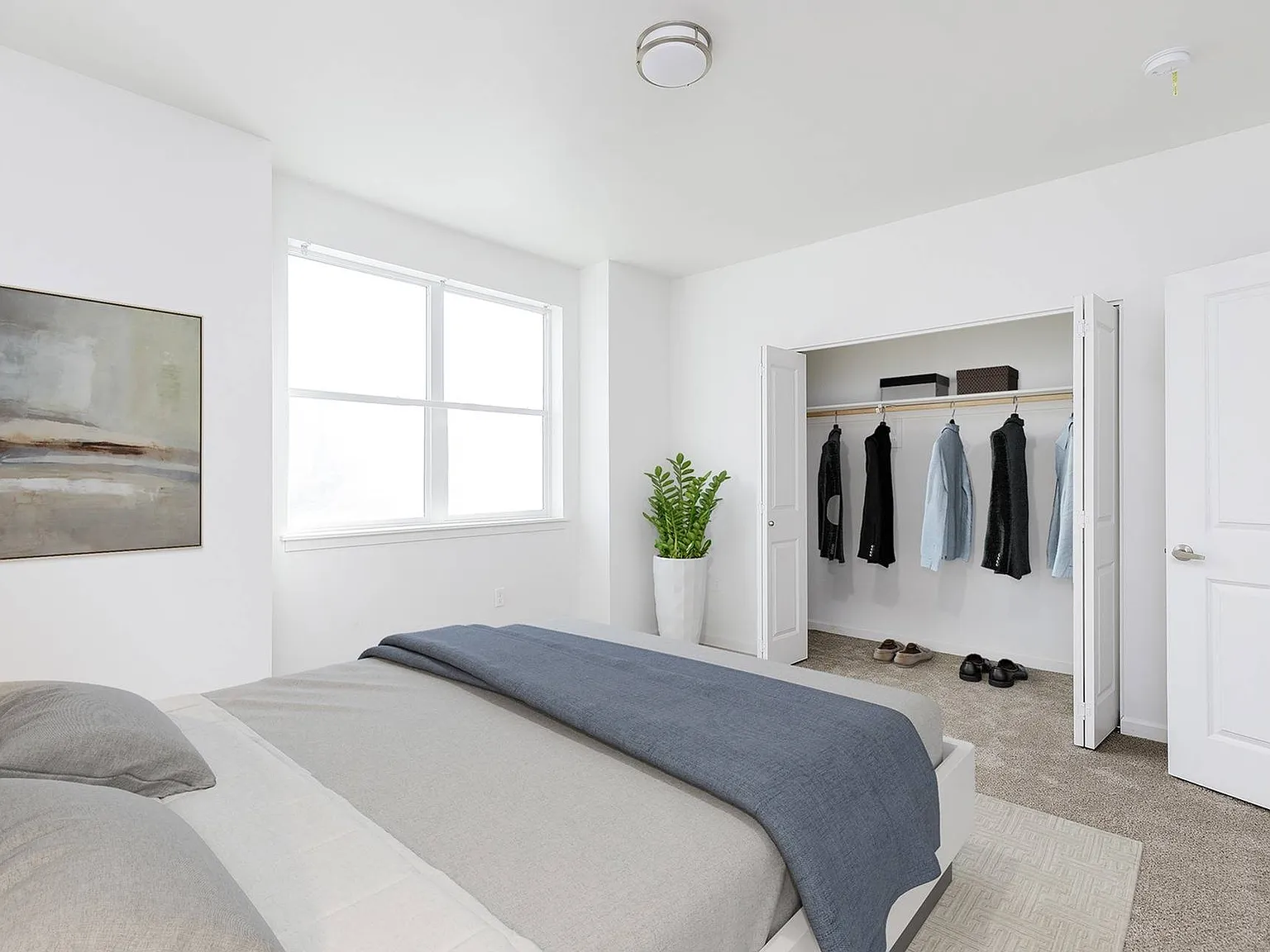 Foothills Apartment Living — Photo 2