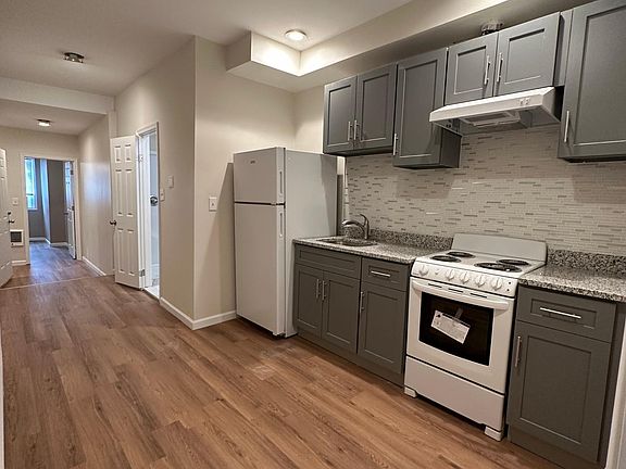 2nd image of 3157 Kensington Ave #B