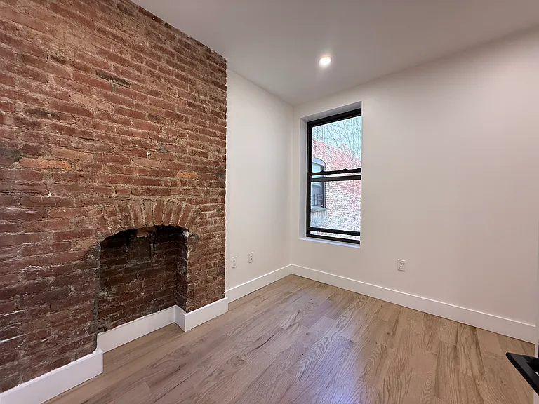 2324 Bedford Ave #2C — Photo 7