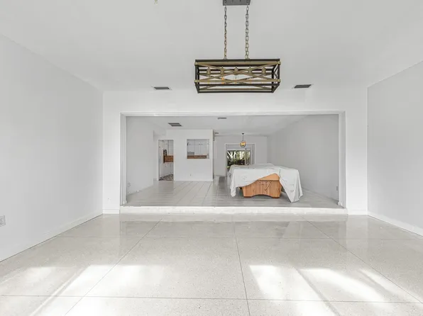 2722 N Palm Aire Drive #2722, Pompano Beach, FL 33069